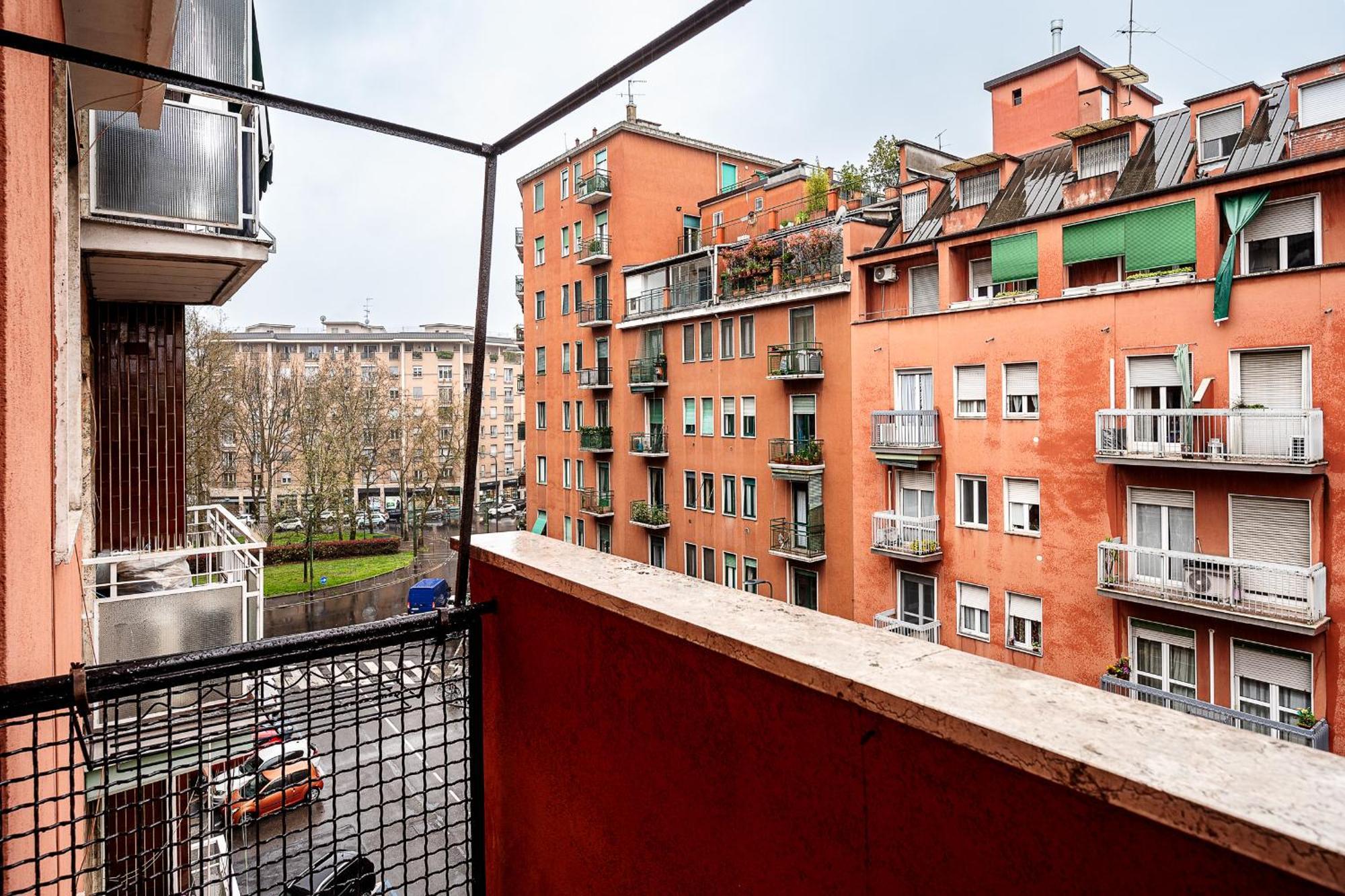 Sebino 17 - Monolocale Cool Apartment Milan Exterior photo